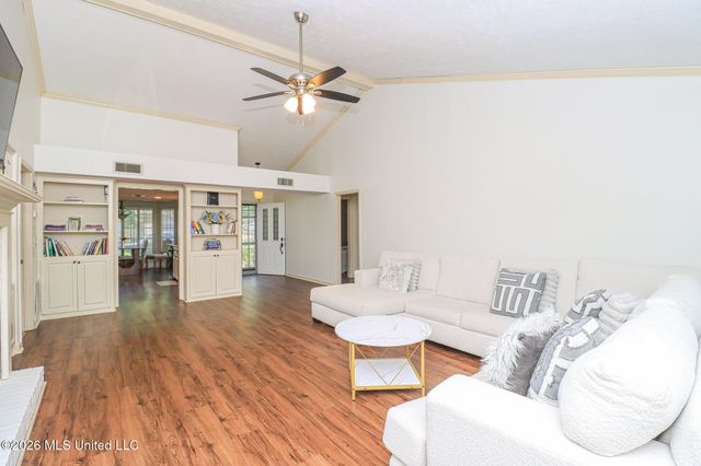 123 Caribbean Cove, Clinton, MS 39056