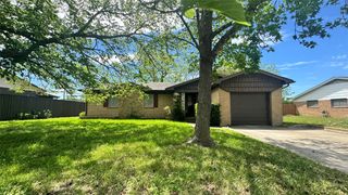 101 Town North Drive, Terrell, TX 75160