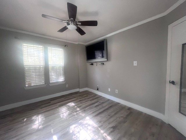 3504 Creekside Court, Bedford, TX 76021