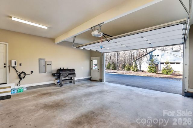 3757 Laurel Park Highway, Hendersonville, NC 28739