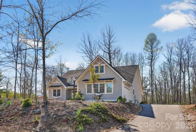 3757 Laurel Park Highway, Hendersonville, NC 28739