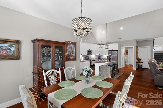 3757 Laurel Park Highway, Hendersonville, NC 28739