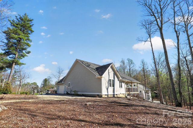 3757 Laurel Park Highway, Hendersonville, NC 28739