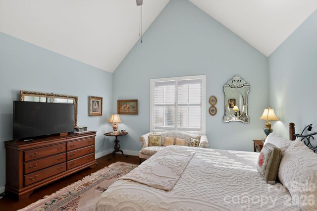 3757 Laurel Park Highway, Hendersonville, NC 28739