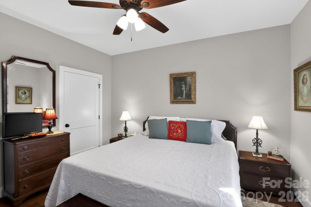 3757 Laurel Park Highway, Hendersonville, NC 28739