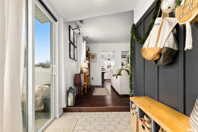 401 S HARRIS Street, Tremont, IL 61568