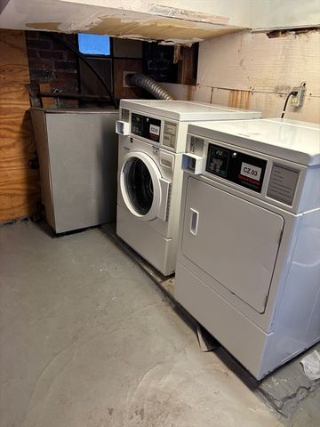 31 Irving 9, Boston, MA 02114