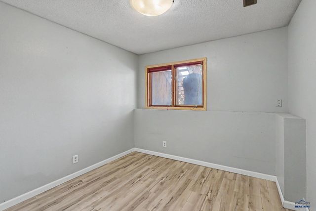 303 E CENTENNIAL, Rapid City, SD 57701