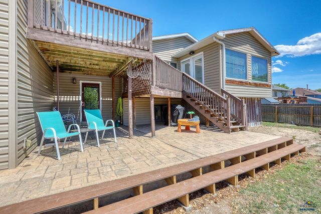 303 E CENTENNIAL, Rapid City, SD 57701