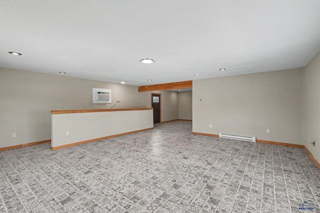 303 E CENTENNIAL, Rapid City, SD 57701