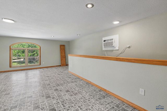 303 E CENTENNIAL, Rapid City, SD 57701
