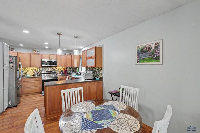303 E CENTENNIAL, Rapid City, SD 57701