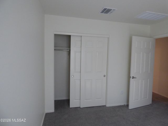 85 E Desert Manor Road, Tucson, AZ 85756