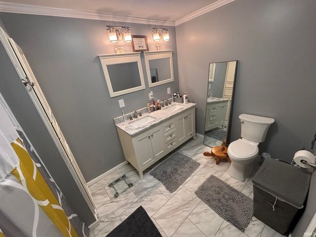 3808 N Old Bruceville Road, Vincennes, IN 47591