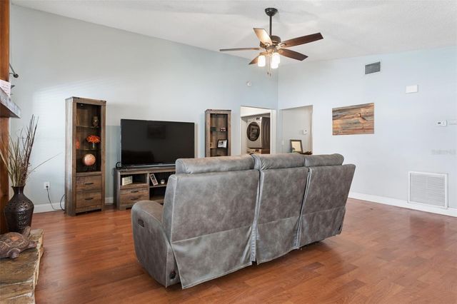 1443 MONTE LAKE DRIVE, Valrico, FL 33596