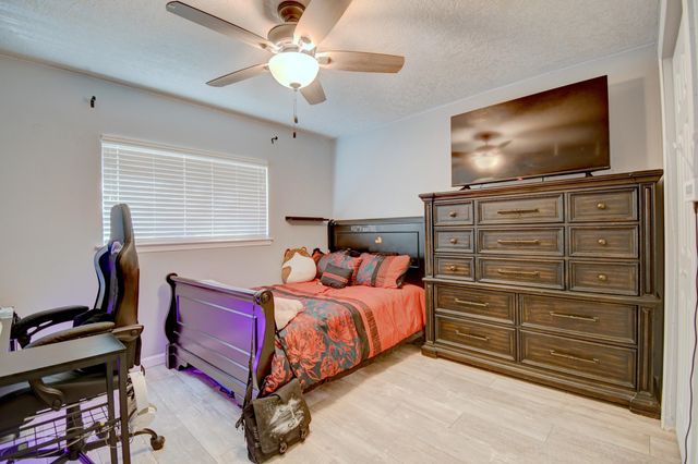 4820 Yucatan Drive NE, Albuquerque, NM 87111