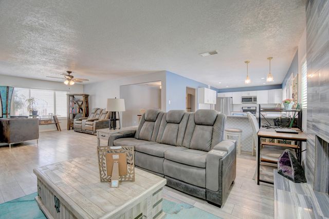 4820 Yucatan Drive NE, Albuquerque, NM 87111