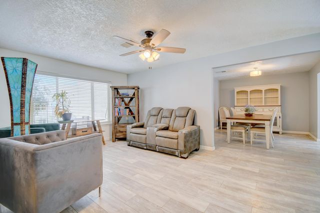 4820 Yucatan Drive NE, Albuquerque, NM 87111