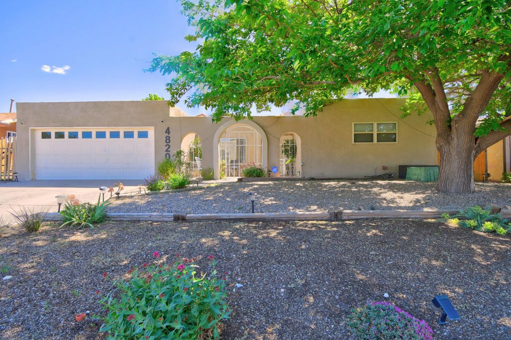 4820 Yucatan Drive NE, Albuquerque, NM 87111