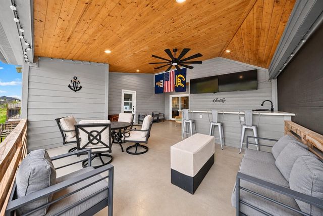 10737 S Lake Mist Lane, Willis, TX 77318