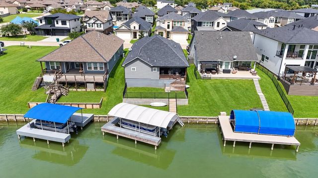 10737 S Lake Mist Lane, Willis, TX 77318