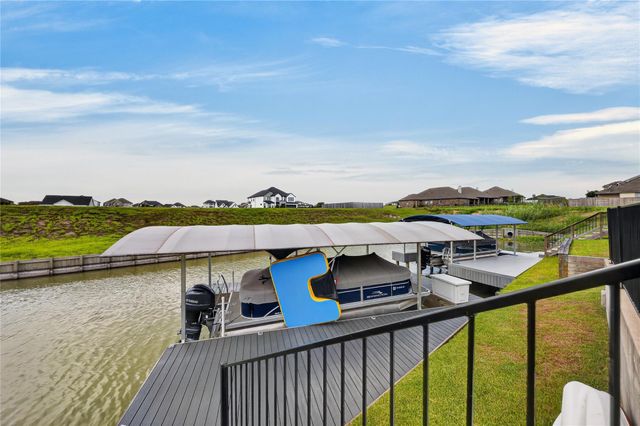 10737 S Lake Mist Lane, Willis, TX 77318