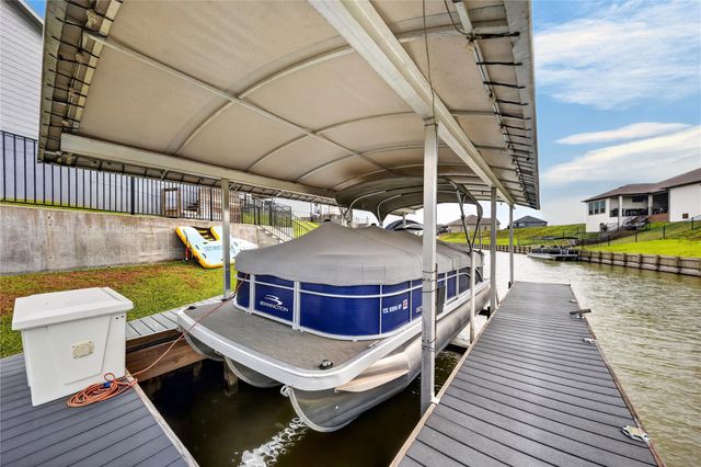 10737 S Lake Mist Lane, Willis, TX 77318