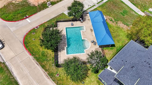 10737 S Lake Mist Lane, Willis, TX 77318