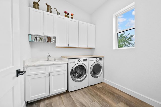 465 County Road 139, Burnet, TX 78611