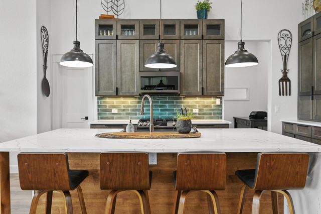 465 County Road 139, Burnet, TX 78611