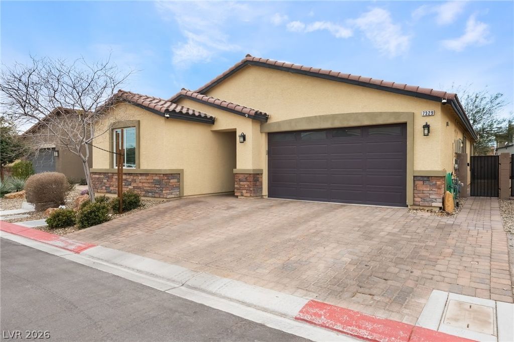 7329 Bedazzle Street, North Las Vegas, NV 89084 — photo 2