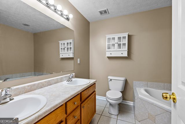 1336 Martin Mill Road, Moreland, GA 30259