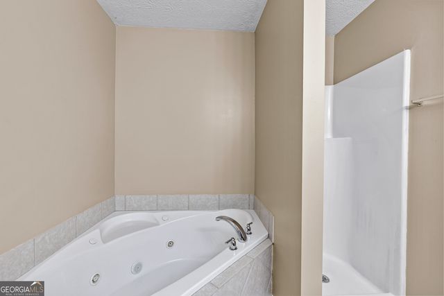 1336 Martin Mill Road, Moreland, GA 30259