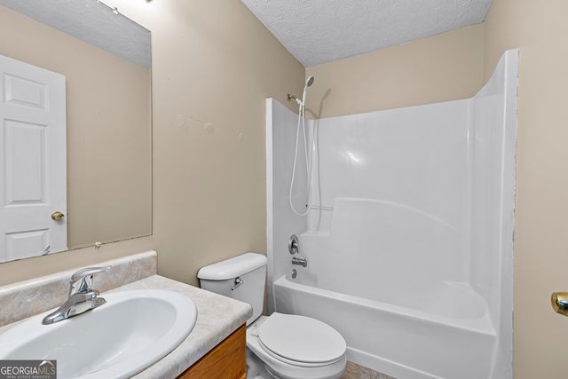 1336 Martin Mill Road, Moreland, GA 30259