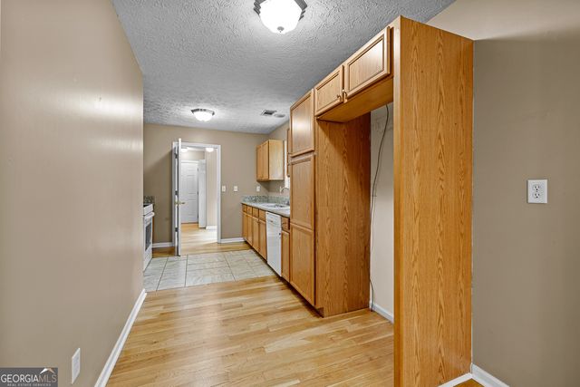 1336 Martin Mill Road, Moreland, GA 30259