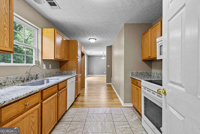 1336 Martin Mill Road, Moreland, GA 30259
