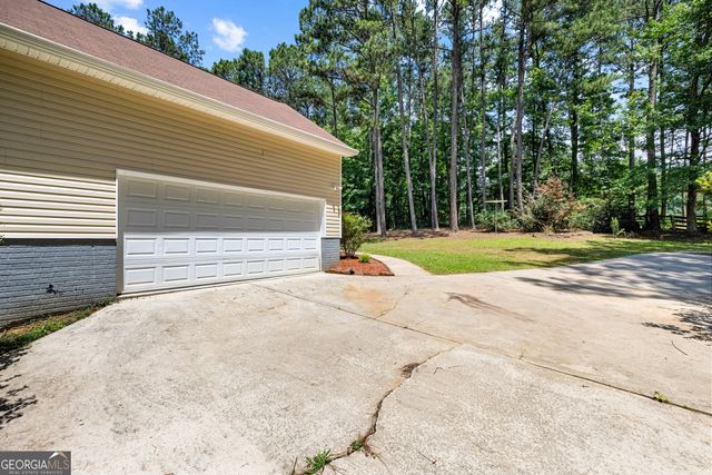 1336 Martin Mill Road, Moreland, GA 30259