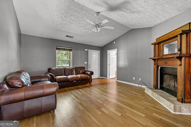 1336 Martin Mill Road, Moreland, GA 30259