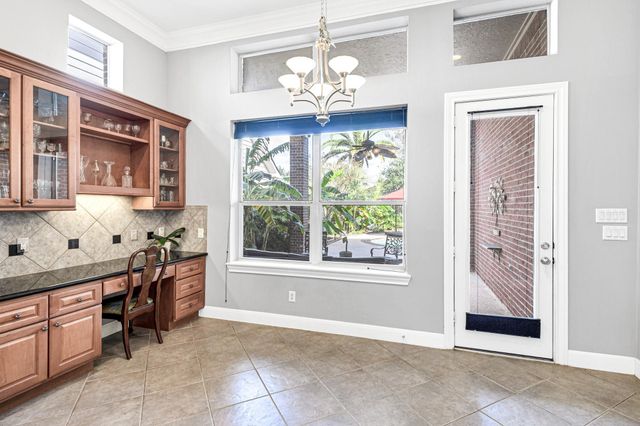 1412 Cabot Lakes Drive, League City, TX 77573