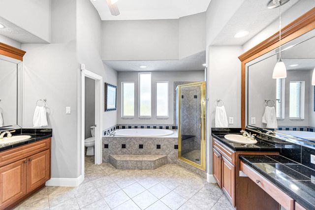 1412 Cabot Lakes Drive, League City, TX 77573