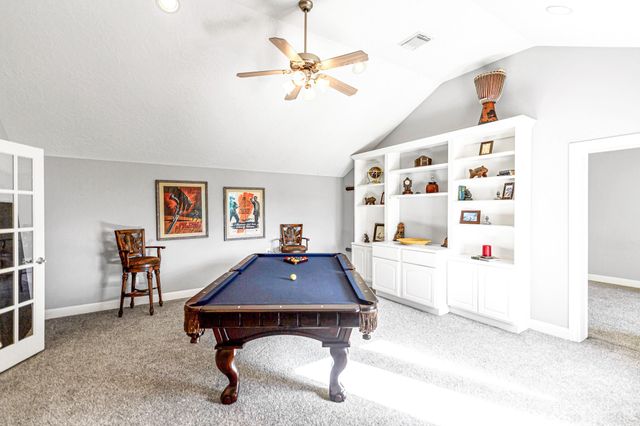 1412 Cabot Lakes Drive, League City, TX 77573