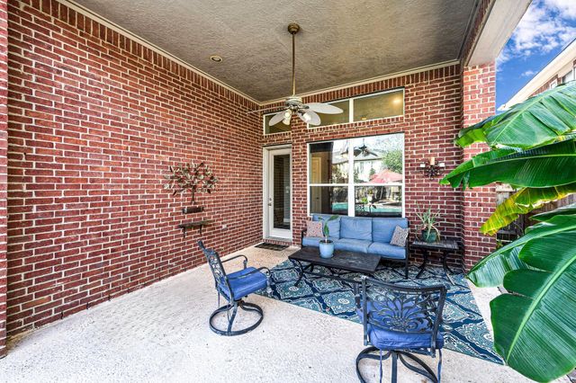 1412 Cabot Lakes Drive, League City, TX 77573