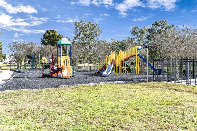 1412 Cabot Lakes Drive, League City, TX 77573