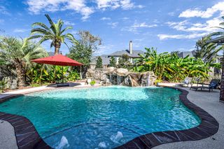 1412 Cabot Lakes Drive, League City, TX 77573