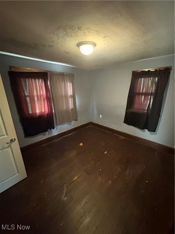 2462 Edwin Avenue, Akron, OH 44314