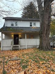 2462 Edwin Avenue, Akron, OH 44314