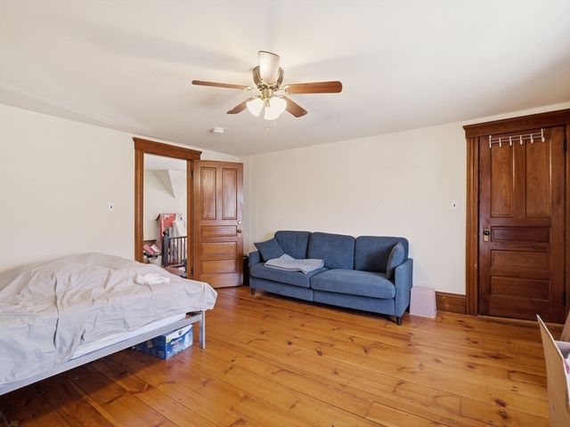 9 Englewood Ave, Worcester, MA 01603