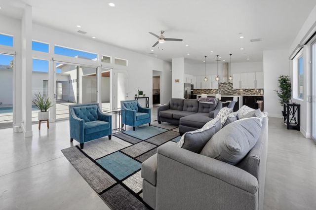 3010 N Farrell Drive, Palm Springs, CA 92262