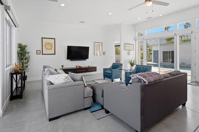 3010 N Farrell Drive, Palm Springs, CA 92262