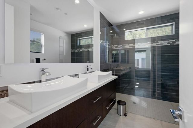 3010 N Farrell Drive, Palm Springs, CA 92262